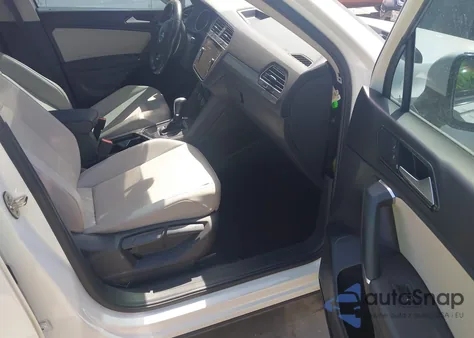 2018 Volkswagen Tiguan 2.0T Se/2.0T Sel from USA, damaged, VIN 3VV3B7AX1JM119753